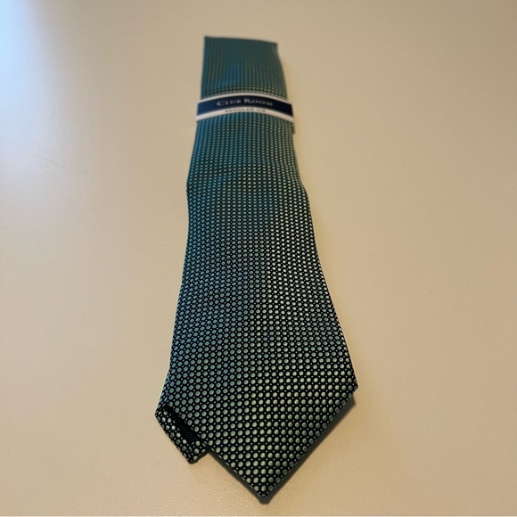 Tommy Hilfiger and Club Room Men's Green Tie Set - Picture 4 of 11